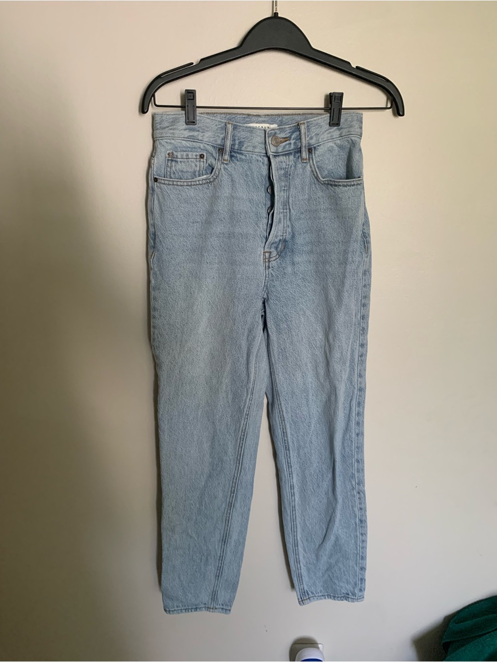 PacSun High-Rise Light Blue Button-Fly Jeans. Size 25